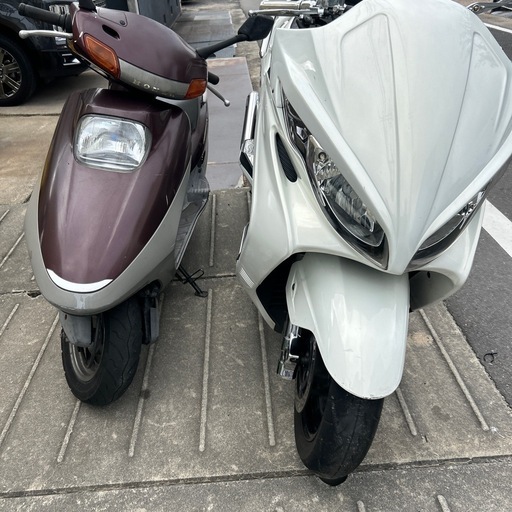 ホンダ スペーシー125とスカイウェイブ250