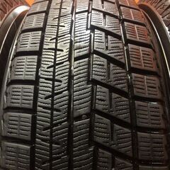 YOKOHAMA ice GUARD iG60 185/60R15 15インチ スタッドレス 4本 23年製 バリ溝 シエンタ ヤリス フィット等　(VTK052)