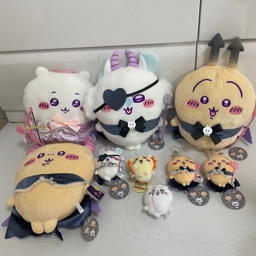 9個セット　ちいかわ てんし♡あくま　 あくまなBIGぬいぐるみ　モモンガ あくまなBIGぬいぐるみ　うさぎ てんしなBIGぬいぐるみ　ちいかわ あくまなBIGぬいぐるみ　くりまんじゅう（訳あり） あくまな大きめマスコット　うさぎ×2 シーサーマスコット　 ちいかわ泣き顔マスコット　8個セット