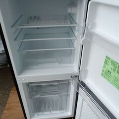 アイリスオーヤマ　IRSD-14A-B　２ドア冷蔵庫　黒色　142L『中古美品』2021年