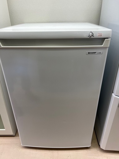 美原店　SHARP 冷凍庫　2018年製 FJ-HS9X-W 引き出し式　86L 耐熱トップ　電子レンジも置けます♪