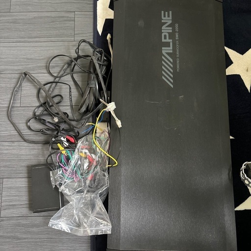 ALPINE SWE-2200サブウーファー ALPINE SWE-2200サブウーファー