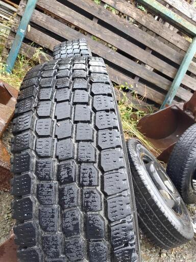 最高 タイタン，ダブルキャブ195-80-15 2本・155R12 4本！スタッドレス