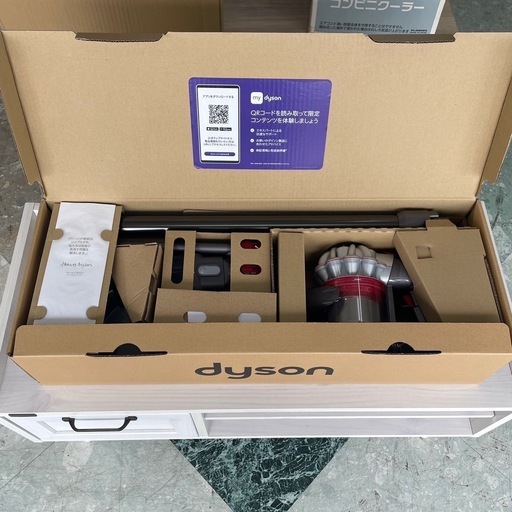 未使用】dyson(ダイソン)SV25 コードレスクリーナー リサイクル