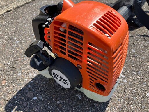 スチールFS2401 草刈機 草刈り機 刈払機 刈り払い機 ループハンドル STIHL 愛知県 一宮市 名古屋 稲沢 江南 岩倉 岐阜 羽島…  (GP一宮) 一宮のその他の中古あげます・譲ります｜ジモティーで不用品の処分