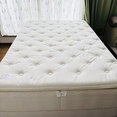 今週まで！②定価50万】シモンズ　ダブルサイズ　ベッド　マットレスセット　脚付き SIMMONS シモンズ ベッド イクラス フラット ダブル レギュラー5.5