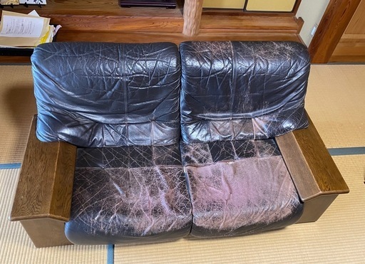 カリモク製2人掛けソファー