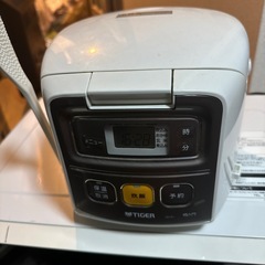 卓上除湿機 (まりもふ) 秋津の季節、空調家電《除湿器》の中古あげます  