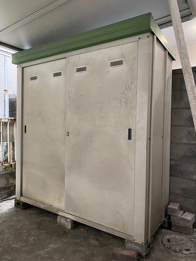 物置　倉庫　収納　引き取り限定