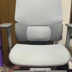 Eastforce LUMBIRT (ランバート) オフィスチェア