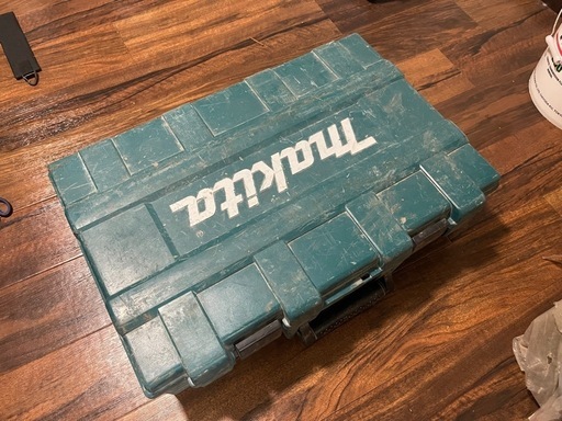 中古　マキタ　HM1213C  電動ハンマー