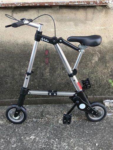 8インチ　折りたたみ自転車