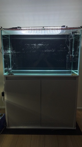 90センチ水槽　近場なら運びます