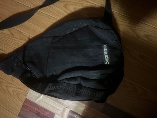 supremeショルダーバック