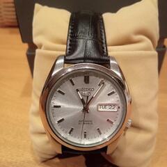 SEIKO ファイブ自動巻き　裏蓋スケルトン　付属品多数　中古美品