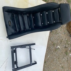 AUTOLOOK オートルック ワイド・ローポジ エアレーション ヘッドレスト付 復刻レプリカ FRPフルバケットシート １脚分 旧車・当時物