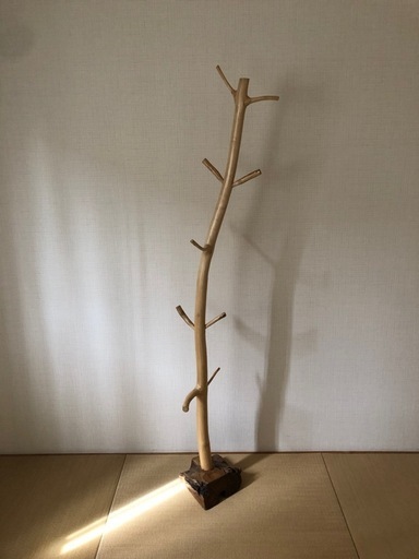 木製ナチュラルコートハンガー　とまり木