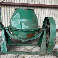 コンクリートミキサー 買い手決まりました! コンクリートミキサー 買い手決まりました!