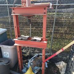 ●プレス器●10t？20t？