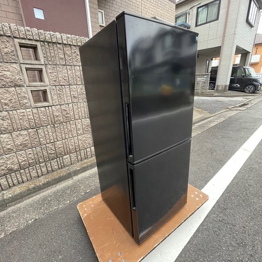 f●■ニトリ・冷凍冷蔵庫Nグラシア106L【NTR-106BK】２ドア・2022年式・ブラック