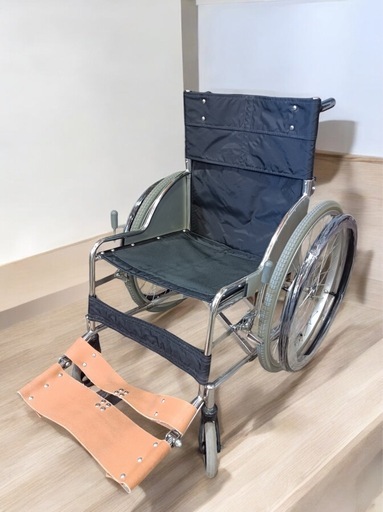 ［八4748］車椅子 折り畳み 介護用品