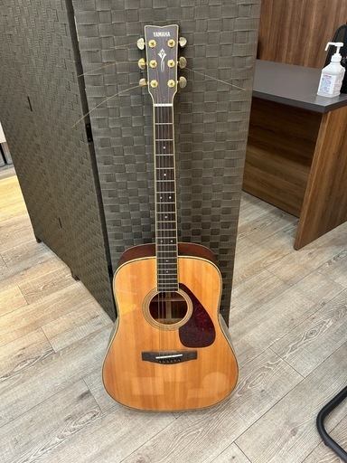【引取限定、鶴見区矢向】YAMAHA ヤマハ アコースティックギター DW-8