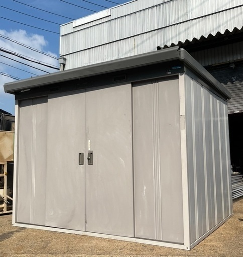 イナバ物置き MBW-60 ニューベイシー 横246cm 奥行き244cm 高さ208cm