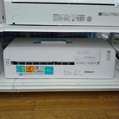 Hisense エアコン 22年製 2.2kw TJ7588