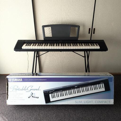 美品 YAMAHA ヤマハ ピアジェーロ NP-30 ブラック 2011年製 スタンド付き 電子キーボード