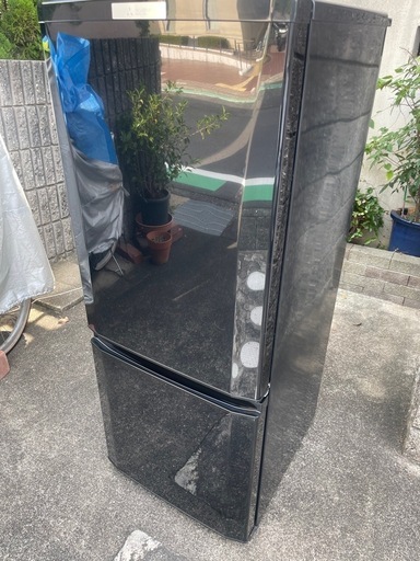 三菱電機 MR-P15Y-B 冷蔵庫 Pシリーズ （146L・右開き） サファイアブラック