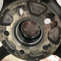 【取引済】スタッドレスタイヤ　ホイール・ナット付き　オートバックス