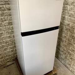 高年式‼︎美品‼︎大阪送料無料★3か月保障付き★冷蔵庫★2023年★ハイセンス★2ドア★HR-B12E2W★R-578