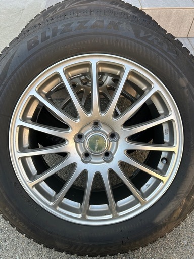 225/60R17ブリヂストンBLIZZAK VRX3 スタッドレスタイヤ4本