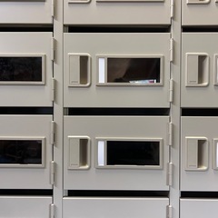 ②☆鍵なしタイプ☆ メールレターボックス 3列8段  24人用　幅90cm高173cm LION　中古品