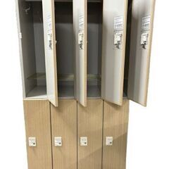 ITOKI　LBシリーズ　8人用ロッカー　上4人下4人　HLB-9842HFN-92　（在庫：1）