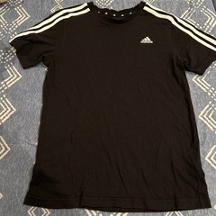 adidas Tシャツ