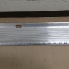 ランドクルーザー（80系）リアバンパーステップ　純正