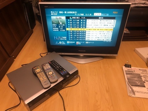 (VHSも使える) VIERA  TH -26LX70 と　DIGA DMR -XP20V