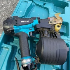 □中古品 マキタ 90mm 高圧エア釘打機 AN931H 動作問題なし 大工 エア
