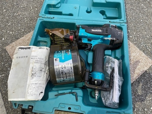 ■中古品 マキタ 90ｍｍ 高圧エア釘打機 AN931H 動作問題なし 大工 エアツール■