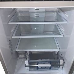 2015年製　HITACHI 3ドア冷蔵庫 シルバー