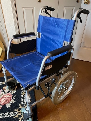 新品未使用　介助型　車椅子　新作