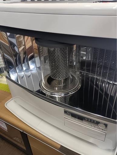 札幌市内配送可 美品 20年製 トヨトミ 煙突式石油ストーブ HR-650K