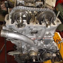 Mベンツ190E-16Vコスワースエンジン専門工場-基本を守る
