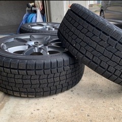 (取り引き中)  　スバル　レボーグ　スタッドレス4本セット　　215/50-17 冬になる前に早目の準備を！