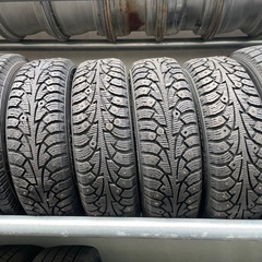軽自動車に！スパイクタイヤホイール付き