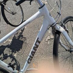 月末まで値下げ出品..GiANT R3.ジャイアント　クロスバイク　