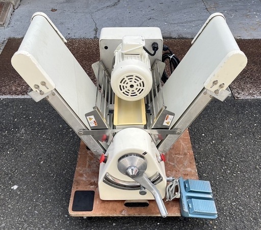 【動確済み】鎌田機械製作所 KAMATA パイローラー KS30 リバースシート クロワッサン デニッシュ パイ 延ばし ベーカリー 業務用 厨房 大阪
