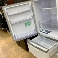 AQUA（アクア）の4ドア冷蔵庫のご紹介です