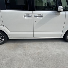 nbox(型式JF1)、ロックナット付きスタッドレスタイヤ4本セット